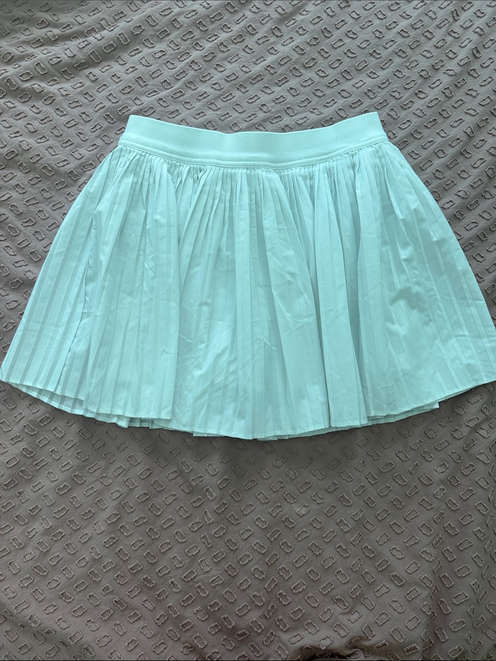 Old Navy Active White Pleated Women's Skort